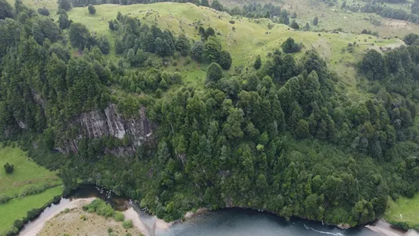 Countryside in Aysén - Coyhaique and Puerto Aysén - Los Torreones, Aysén Region - Image 10